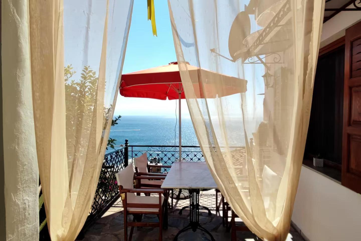 The Pagasetic Balcony - Magestic Sea Cottage Vólos Extérieur photo